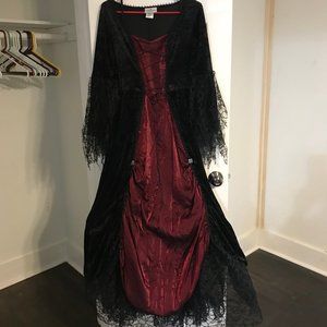 Incharacter Vampiress Costume size S